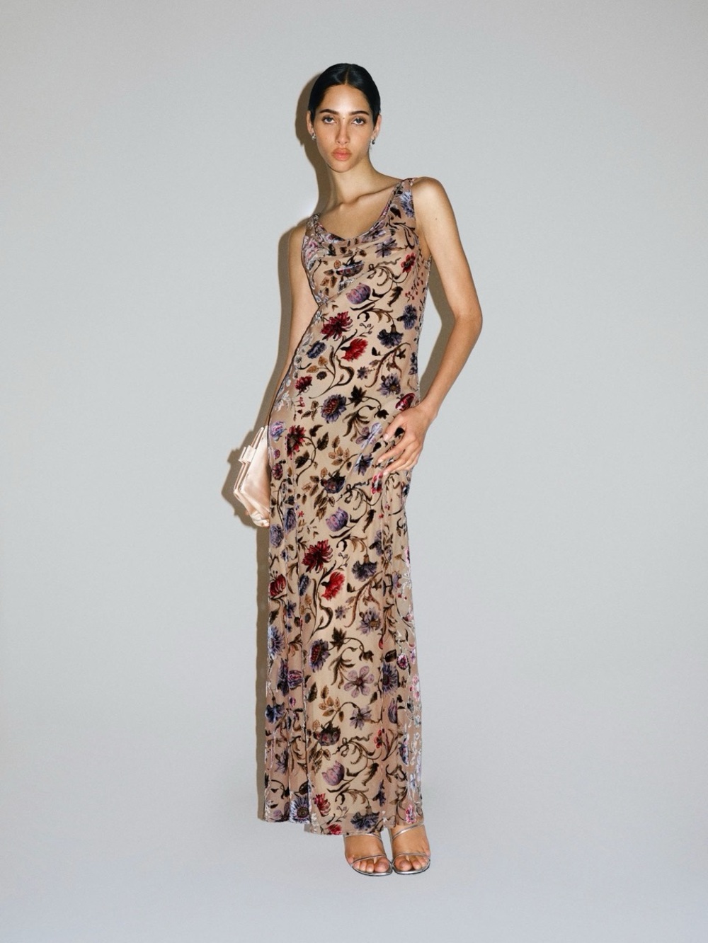 Reformation Annabelle Maxi Dress in Fenna Burnout Velvet Fabric - Picture 3 of 9